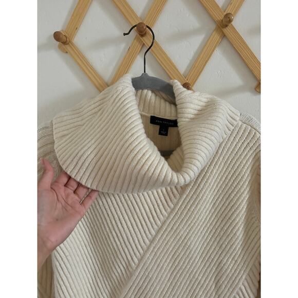 Ann Taylor Sweater Women's Small Cream Alpaca Wool Blend Turtleneck Heavy Knit - Picture 5 of 8
